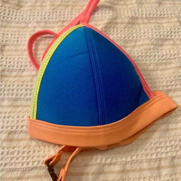 Triangle bikini top! Excellent. Condition Sz S - Picture 5 of 11